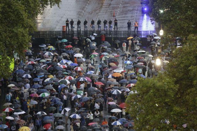 Οι Αργεντινοί διαδηλώνουν κατά της προέδρου ένα μήνα μετά το θάνατο Νίσμαν